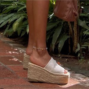 BNWT THERAPY Platform Sandals | Size: 8 | Color: Tan/Nude